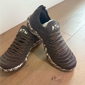 APL Chocolate brown Knit Sneakers with Marbled Sole size 6.5